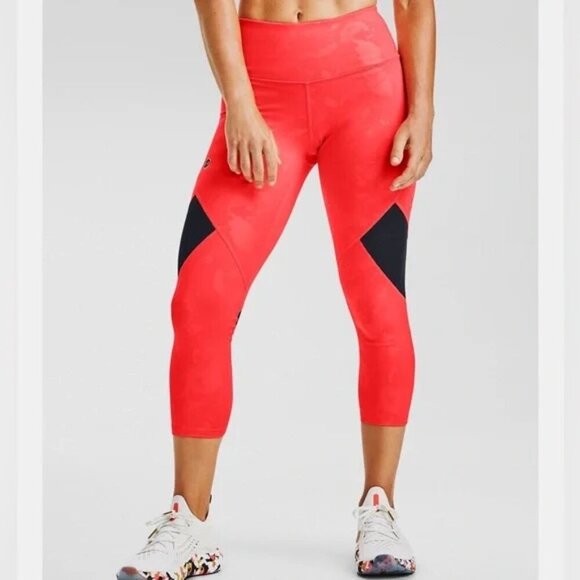 Under Armour | UA RUSH Upstream Pink Camo Compression Crop Leggings XS NWOT - Picture 2 of 10